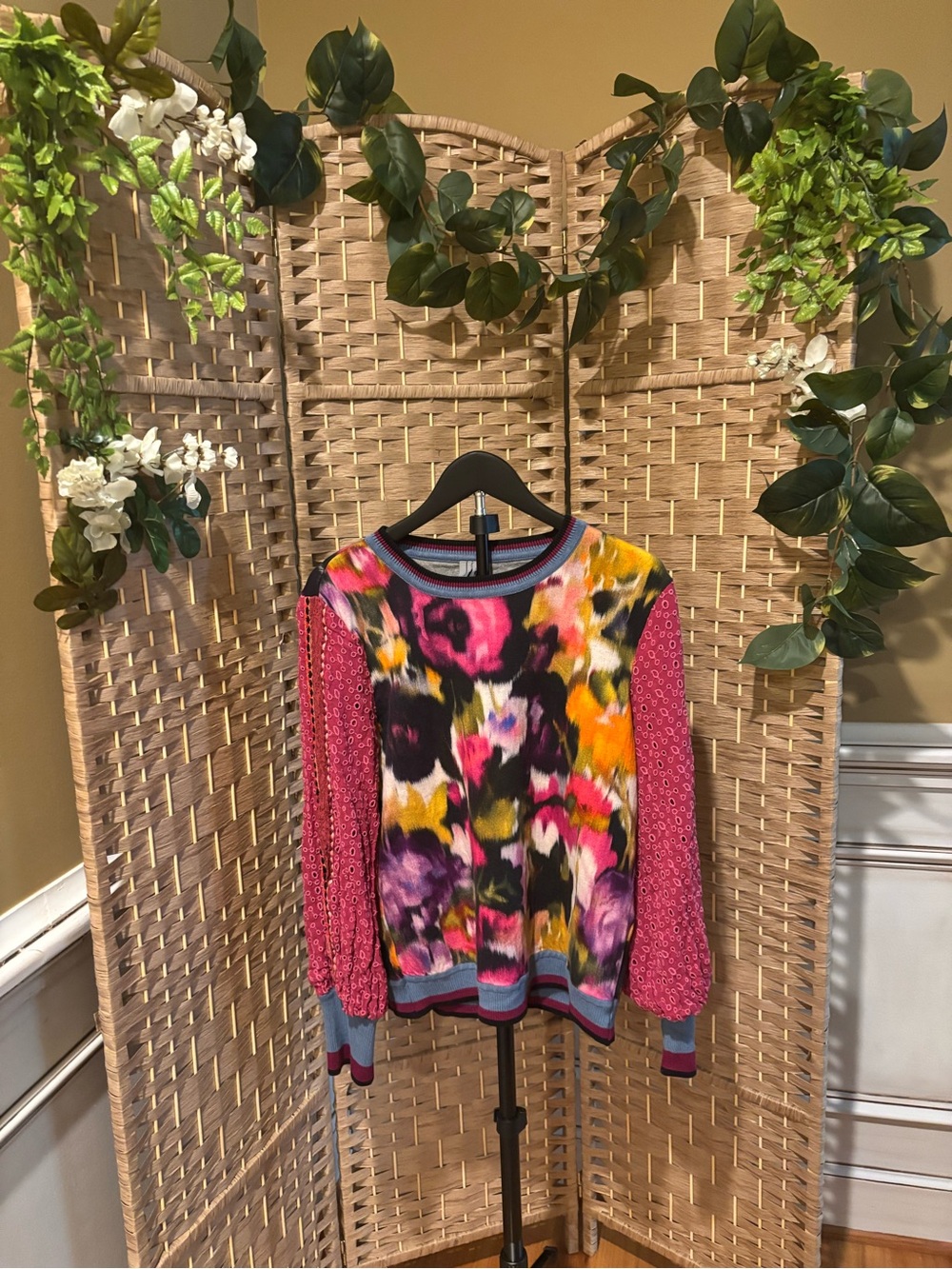 Multicolor Floral Knit Crewneck Sweater with Pink Sleeve Accents